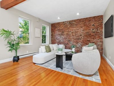 88 Florida St #2