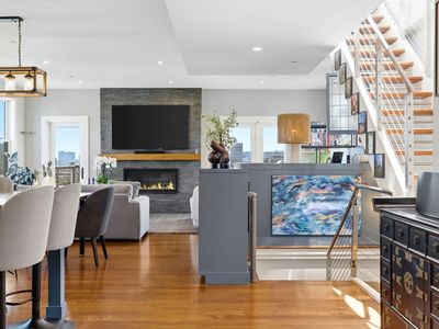 284 Bunker Hill St APT 5