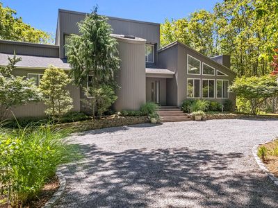 76 Island View Dr W