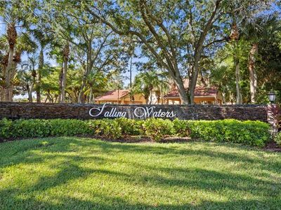 2055 Cascades DR #6