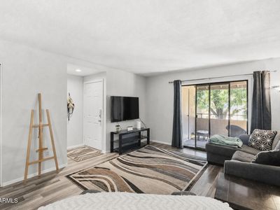 2146 W ISABELLA Avenue #215