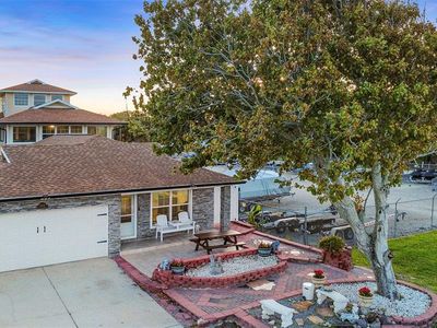 5414 Riverside Dr