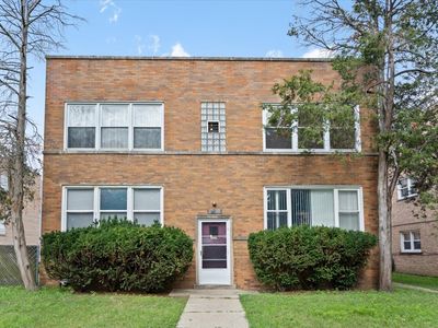 8920 Lamon Ave #2B