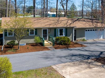 1411 S Mountain Rd
