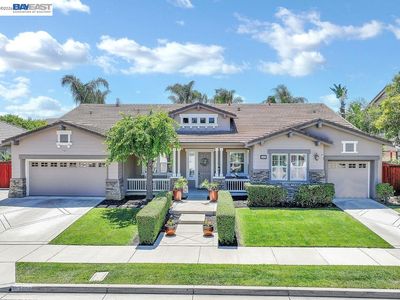 1660 Albani Pl