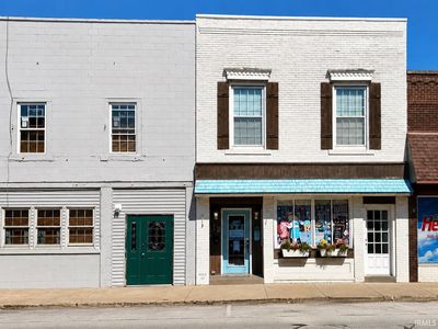 112 N Main St