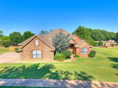 3077 Ridgecrest Dr