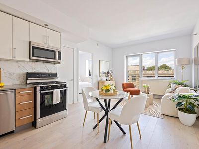 100 Maspeth Ave APT 4F