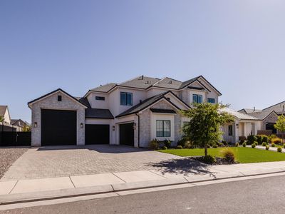 1597 W Belayer Dr