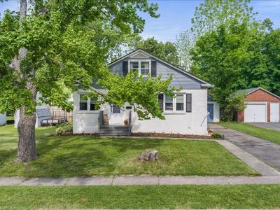 201 Edgewood Rd