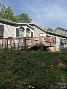 Property at 6 John Hazel Dr, Swannanoa, NC