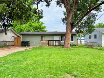 144 Woodlawn Ave