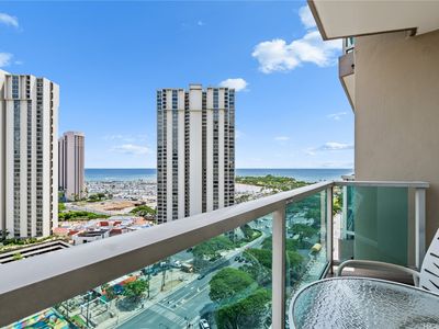 410 Atkinson Dr #1814