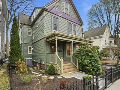 16 Claremon St