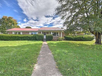 219 Tall Timbers Est