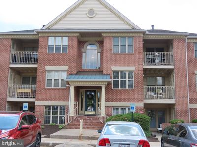 1714 Landmark Dr #1J