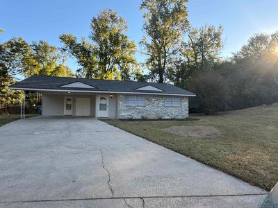 207 Hillcrest Ter
