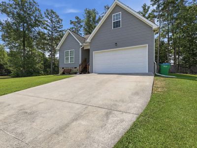 440 Bloomington Dr