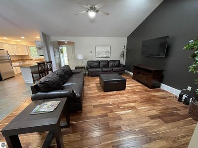 6417 E Harbor Dr