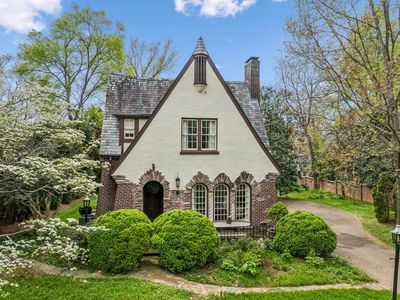 219 Deer Park Cir