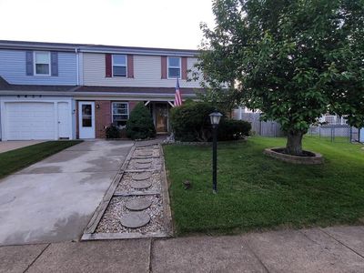 6433 Lenox Ct