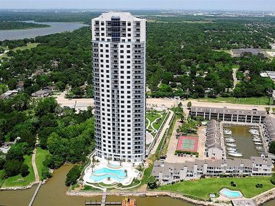 4821 E Nasa Pkwy #8SW