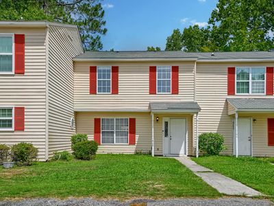 4724 Bayfield Dr