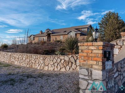 916 Fountain Dr