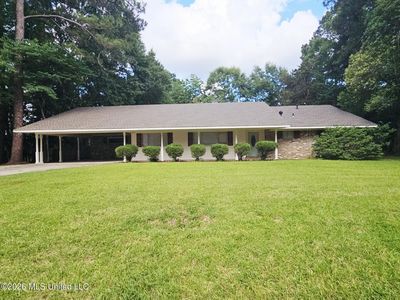 810 Velma Ave