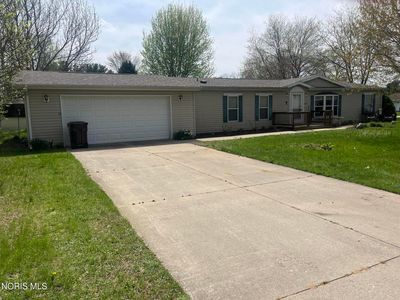3203 Circle Dr