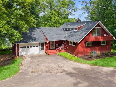 13 Butternut Falls Trl N