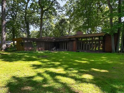 4723 Oakridge Dr
