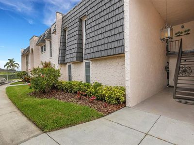 115 Elmwood Cir #115