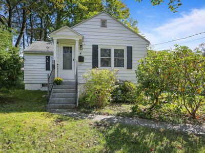 4 Pomona Rd