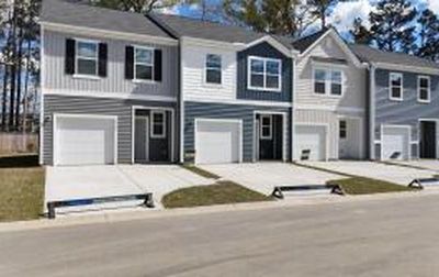 2802 Scarlett Maple St