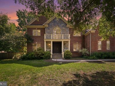 8813 Oak Leaf Dr