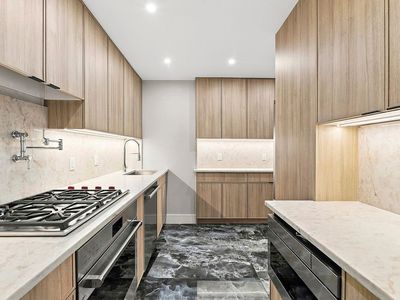 1474 3rd Ave APT 12S