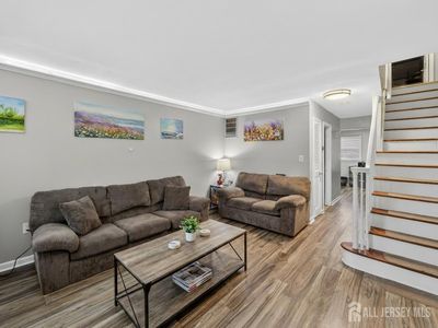 172 Roosevelt Ave APT B