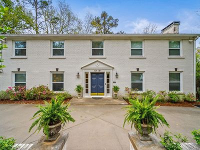 5119 Crestwood Dr
