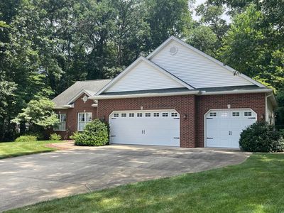 25464 Joelle Ct