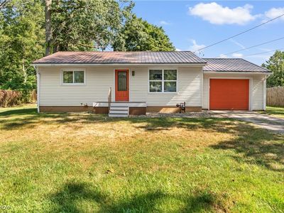 2705 Ottawa Ave