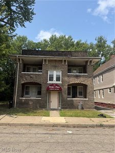 1338 E 125th St