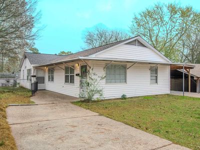 Property at 713 Oakwood Dr, Benton, AR