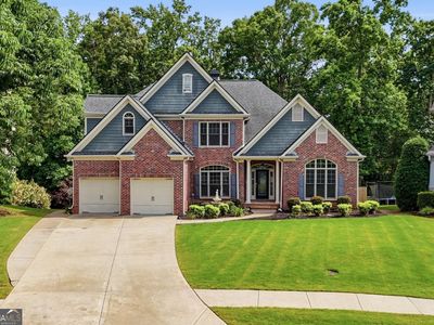 715 Crescent Cir