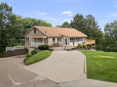 Property at 640 18th Ave, East Moline, IL