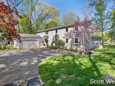 2909 Cascade Springs Dr SE
