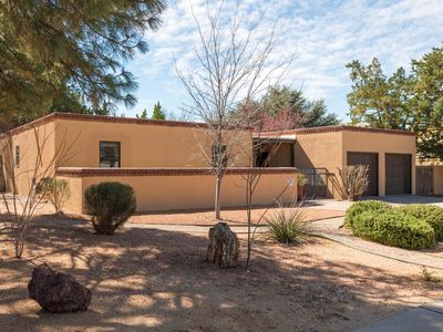 7208 Vista Del Arroyo Ave NE