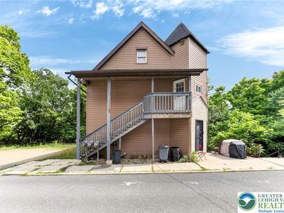 80 Hillside Ave