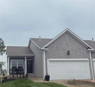 Property at 1311 N 158th Ct, Basehor, KS
