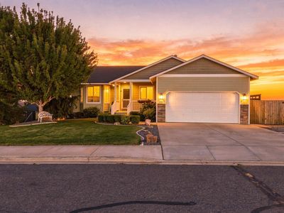 4515 Tusayan Dr